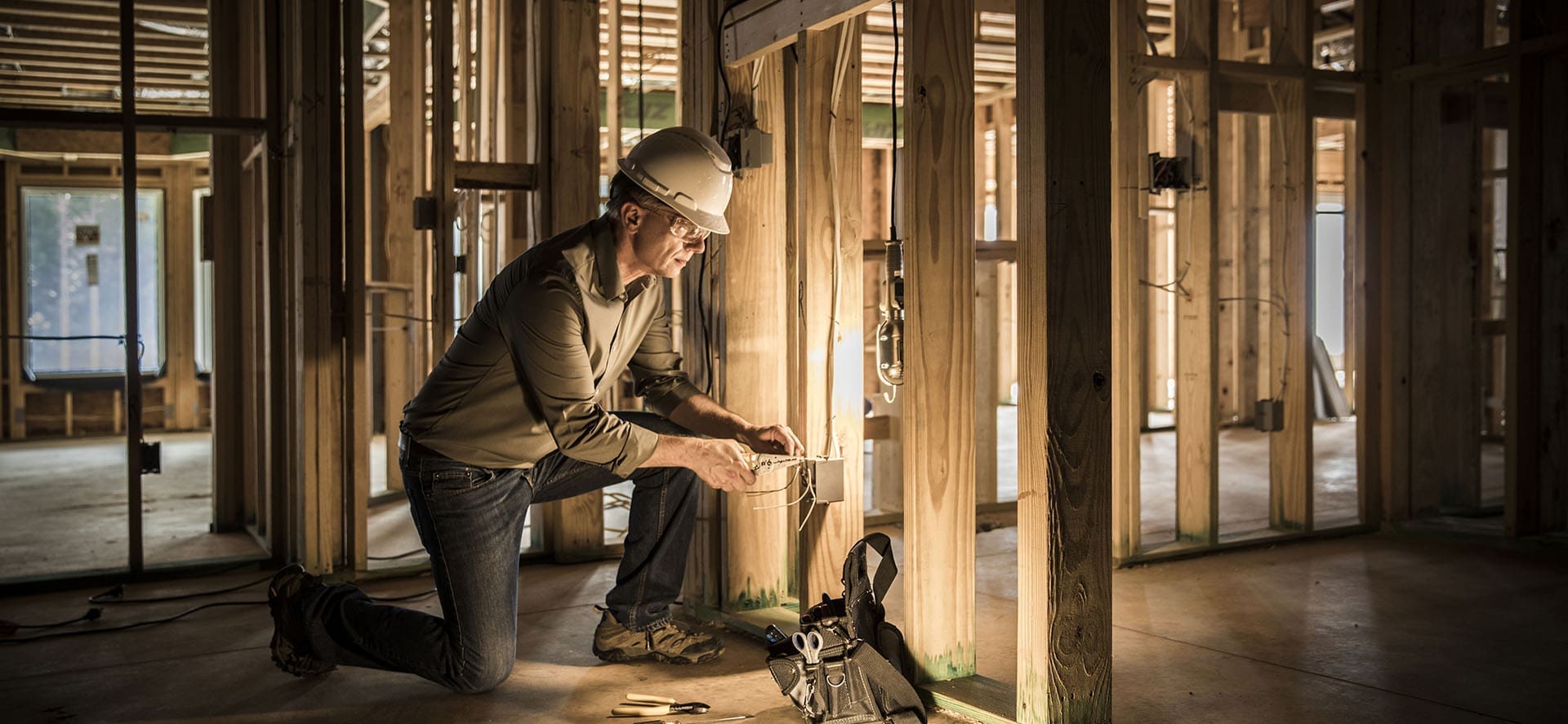 Electrician-Training-Program-SummitCollege